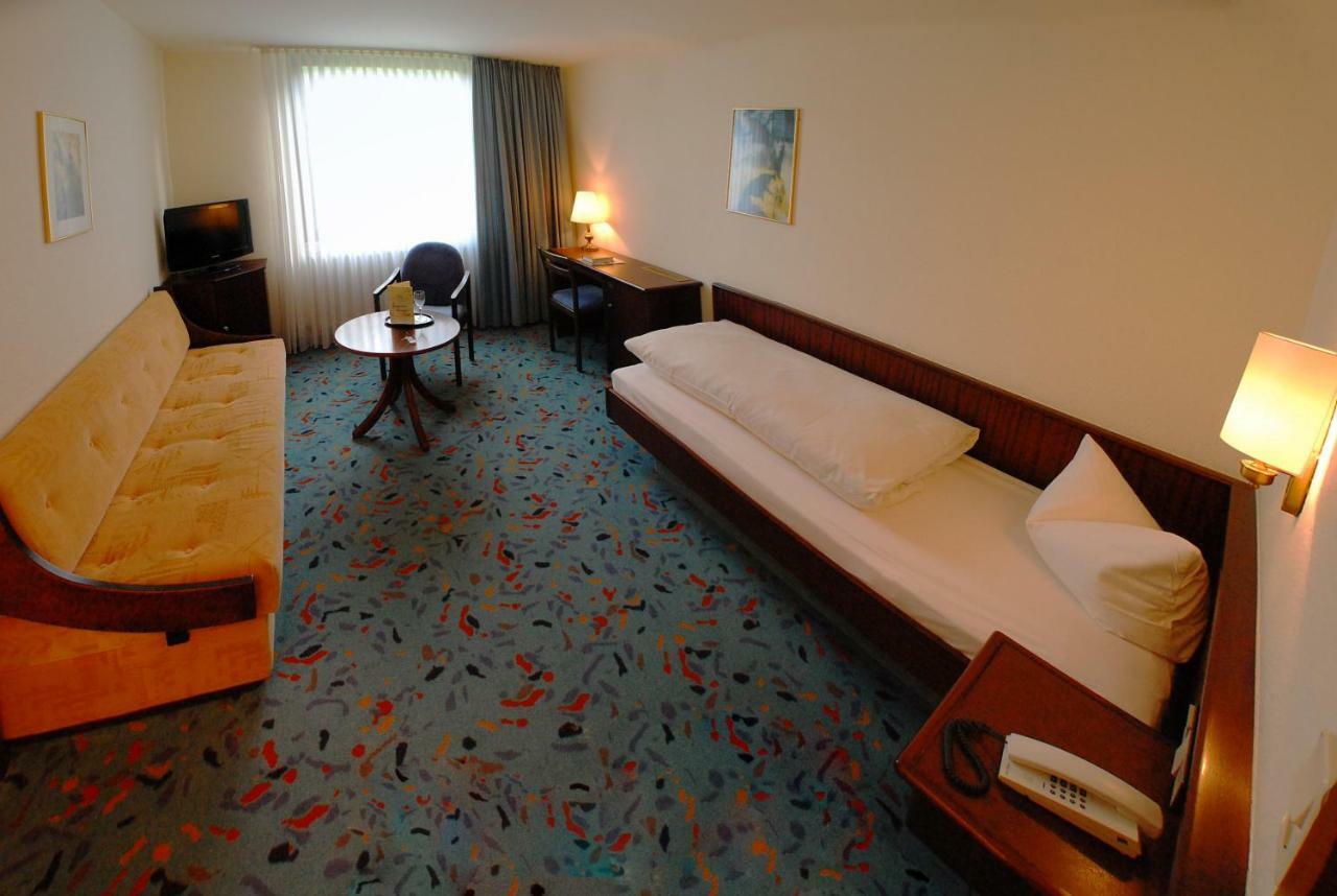 Hotel Am Bruchsee Heppenheim  Kamer foto